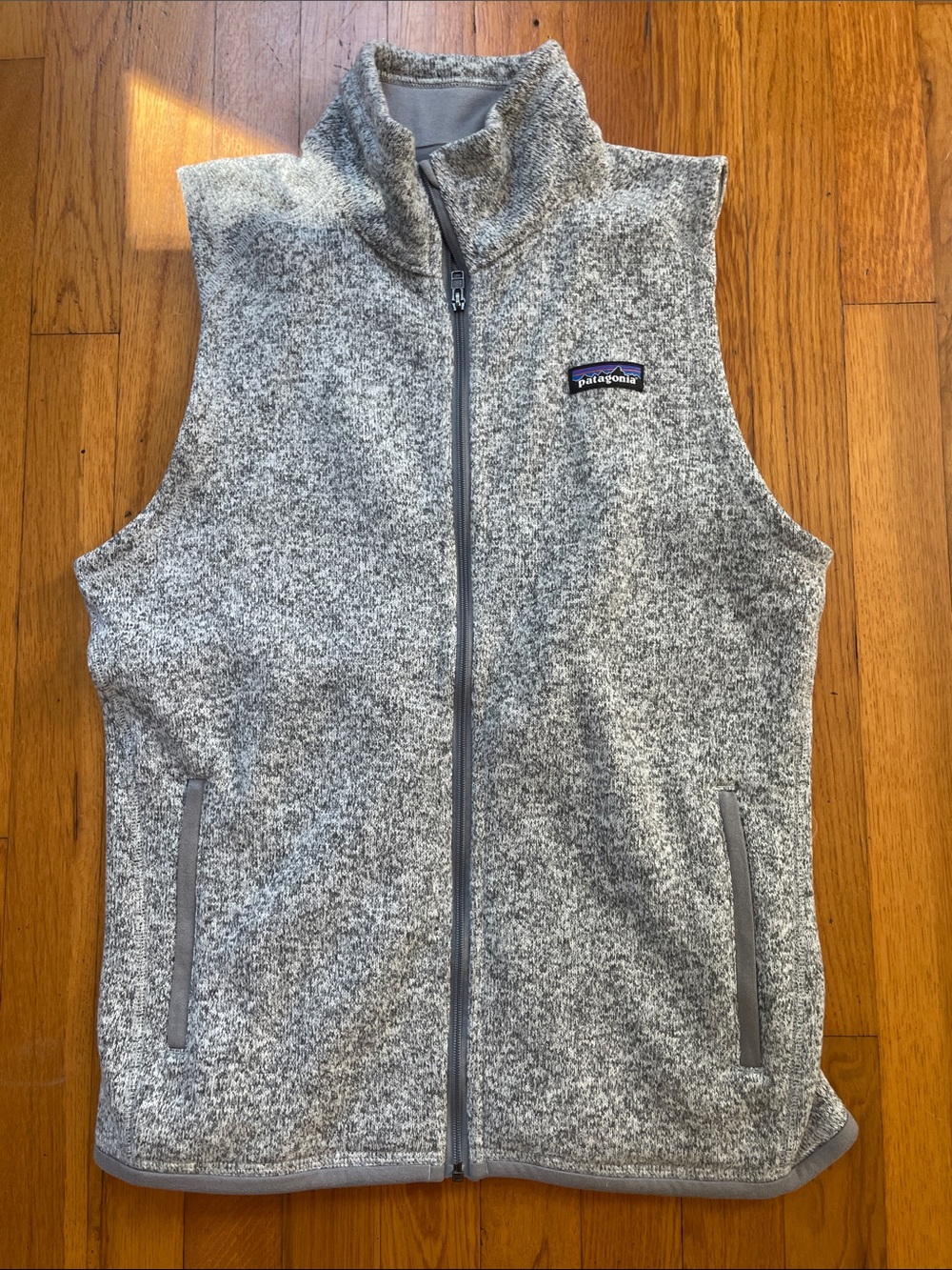Patagonia women’s Gray sweater Vest - size medium like new
